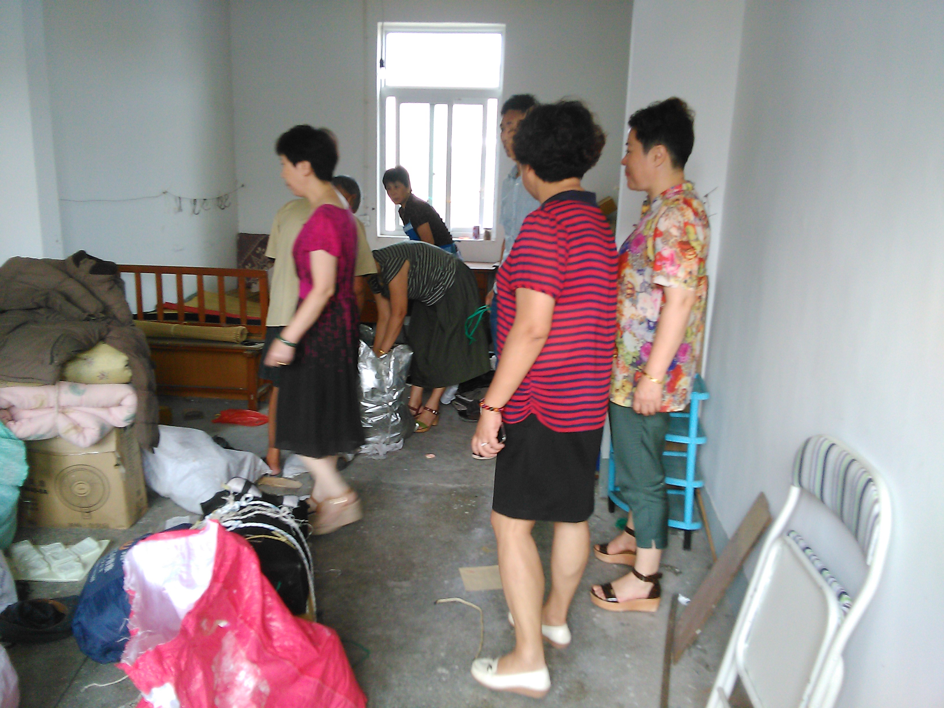 image001